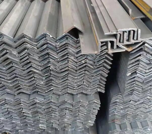 �Ӱ��ȱ߽Ǹ�